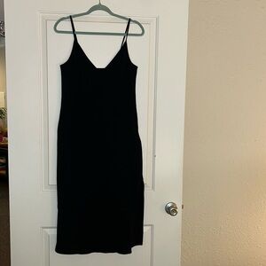 Abercrombie L tall black v-neck, slit, tank style dress